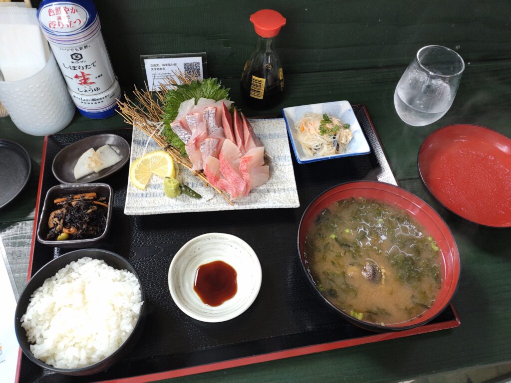 藍ヶ江水産地魚干物食堂
