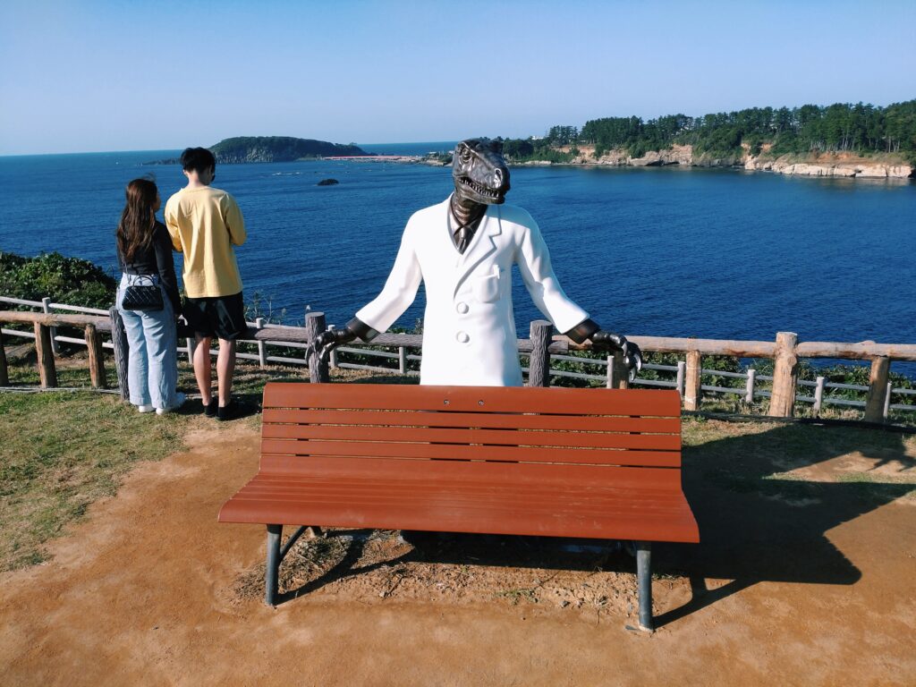 東尋坊恐竜博士