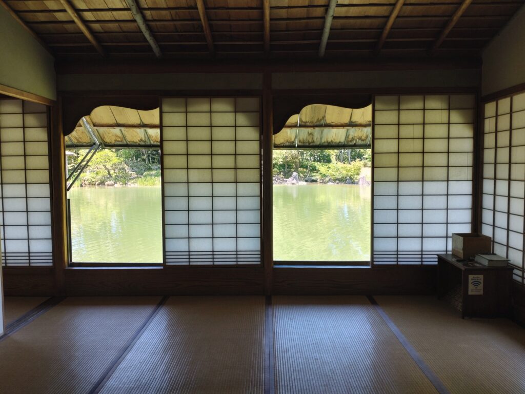 養浩館