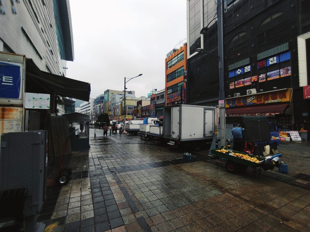 チャガルチ市場