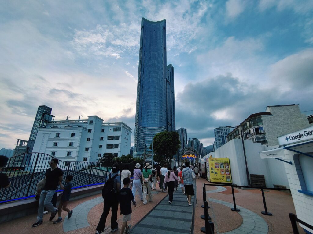 尾浦停留所
