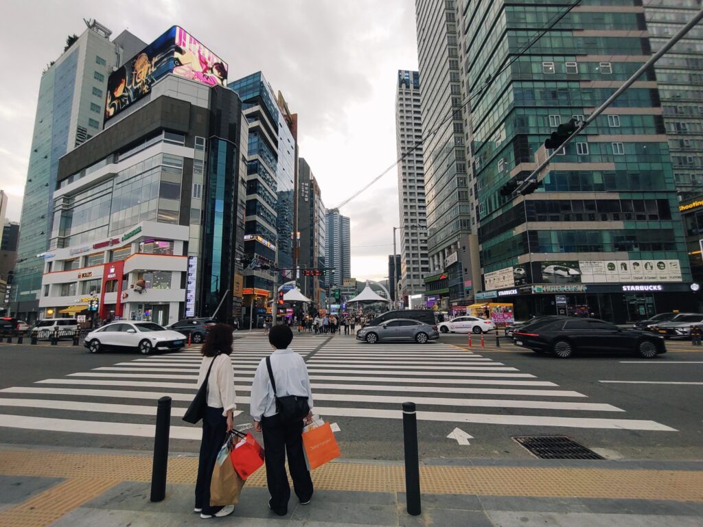 釜山